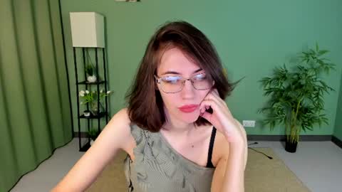 Snapshot of milky_jenny chatting on 2, 7, 2026 Eva online show from 2, 7, 2026