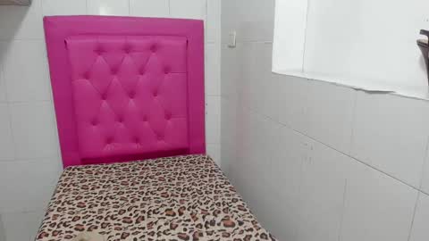 Snapshot of milkyway_18 chatting on 30, 9, 2025 milkyway_18 online show from 30, 9, 2025