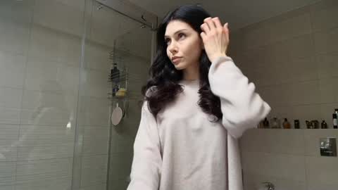 milla bella online show from 8, 1, 2026