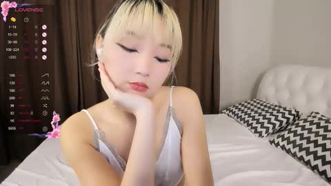 Milla or just Mi online show from 15, 11, 2025