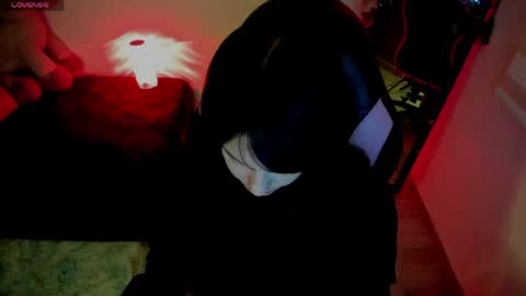 Snapshot of millandiux chatting on 14, 4, 2026 millandiux online show from 14, 4, 2026