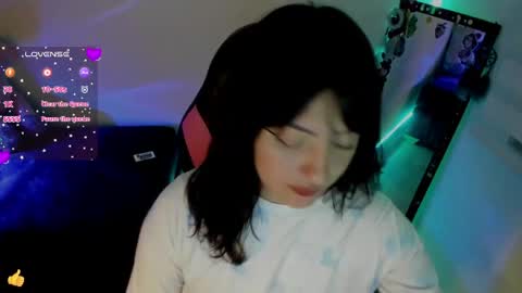 Snapshot of millandiux chatting on 6, 5, 2026 millandiux online show from 6, 5, 2026