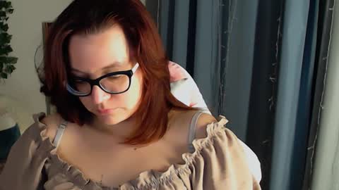 Milla online show from 10, 12, 2024