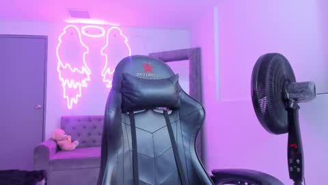 Snapshot of miller_silvana chatting on 18, 2, 2026 miller_silvana online show from 18, 2, 2026