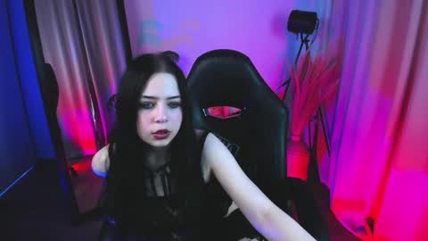 Snapshot of milleycyrus_ chatting on 28, 3, 2026 milleycyrus_ online show from 28, 3, 2026