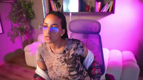 Snapshot of millie_volturi chatting on 1, 7, 2026 millie_volturi online show from 1, 7, 2026