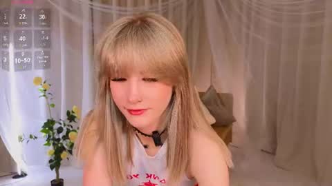 Snapshot of milliebraun chatting on 19, 6, 2026 Millie online show from 19, 6, 2026
