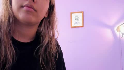 Snapshot of milliesummer chatting on 4, 5, 2026 Millie online show from 4, 5, 2026