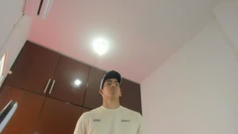 Snapshot of milo_31 chatting on 29, 3, 2026 Milo online show from 29, 3, 2026