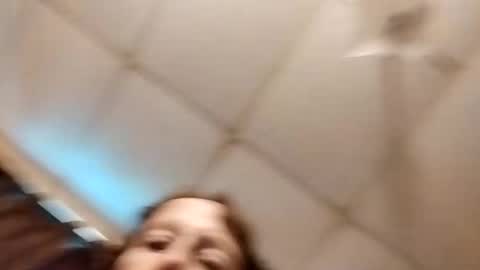 miloanj online show from 5, 10, 2025