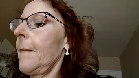 Snapshot of miloanj chatting on 17, 6, 2026 miloanj online show from 17, 6, 2026
