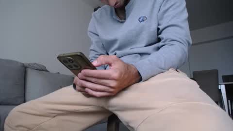 miloslove online show from 25, 2, 2026