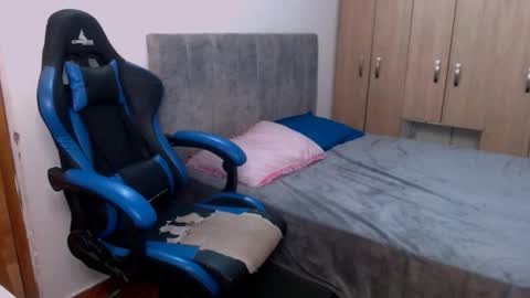 Snapshot of miluu_444 chatting on 28, 5, 2026 miluu_444 online show from 28, 5, 2026