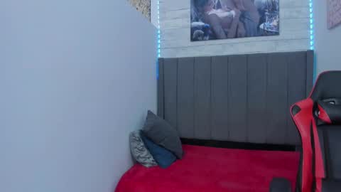 Snapshot of miluuu18 chatting on 14, 1, 2025 Miluu online show from 14, 1, 2025