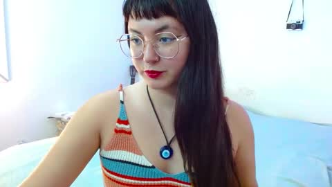 mily_baker online show from 30, 12, 2024