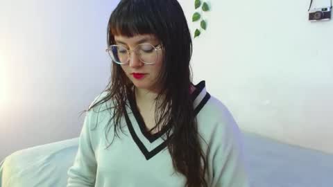 mily_baker online show from 27, 2, 2025