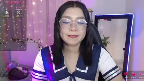 Snapshot of mily_thomson_b chatting on 6, 11, 2025 Mily online show from 6, 11, 2025