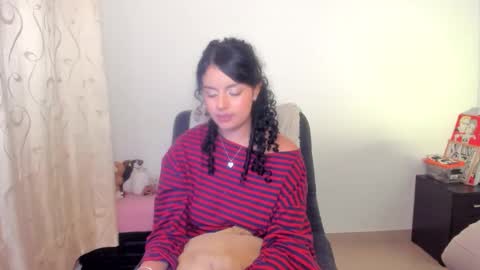 Snapshot of mimi_sa chatting on 1, 6, 2026 Mimii online show from 1, 6, 2026