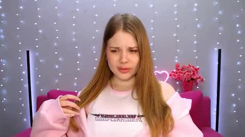 Kelly online show from 3, 3, 2025