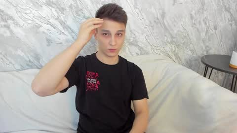 minato_kono online show from 6, 2, 2025