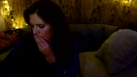 Mindy online show from 19, 11, 2025