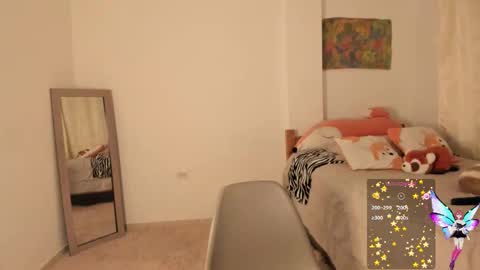 Snapshot of minefoxy2 chatting on 12, 1, 2025 Amber online show from 12, 1, 2025