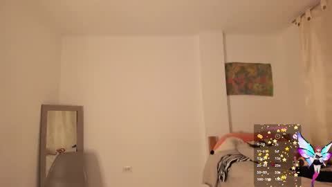 Snapshot of minefoxy2 chatting on 12, 1, 2025 Amber online show from 12, 1, 2025