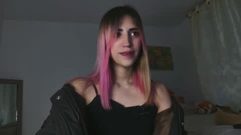 Snapshot of minefoxy2 chatting on 7, 3, 2025 Amber online show from 7, 3, 2025