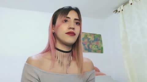 Snapshot of minefoxy2 chatting on 10, 3, 2025 Amber online show from 10, 3, 2025