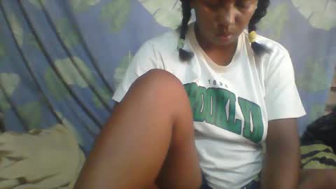 Minie4Tina online show from 4, 3, 2025