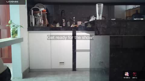   Mini Mila Kunis ft Ashton Katchero. Follow me to stay in touch  online show from 21, 9, 2025