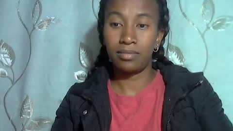 minouch211907 online show from 8, 4, 2026