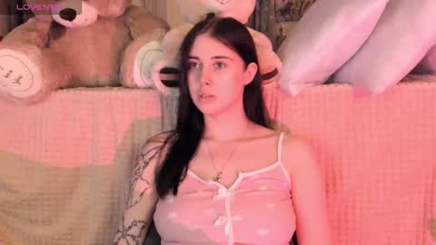 Hi Im Naomi online show from 11, 1, 2026