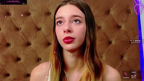 mira_lynxx online show from 3, 12, 2025