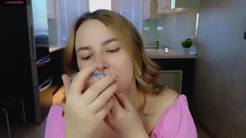 Snapshot of mira_mermayd chatting on 5, 2, 2026 Mira online show from 5, 2, 2026