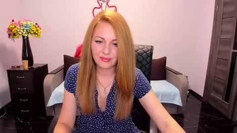 Snapshot of mira_whites chatting on 8, 3, 2025 Mira online show from 8, 3, 2025