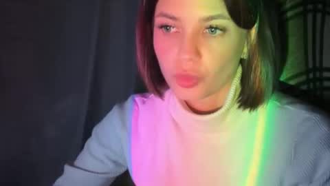 MiraLaPics online show from 29, 4, 2026