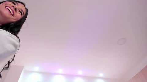 Snapshot of miranda_crawfor chatting on 3, 10, 2025 miranda_crawfor online show from 3, 10, 2025