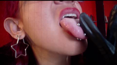 Mistress Miranda online show from 4, 2, 2025