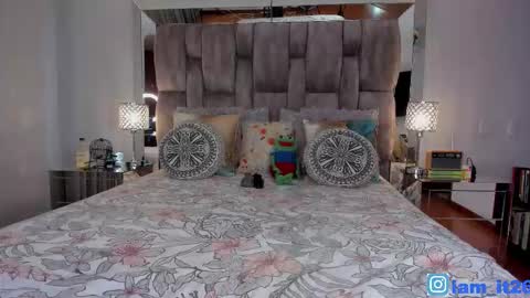 Snapshot of mirandacollins_ chatting on 15, 9, 2025 Miranda online show from 15, 9, 2025