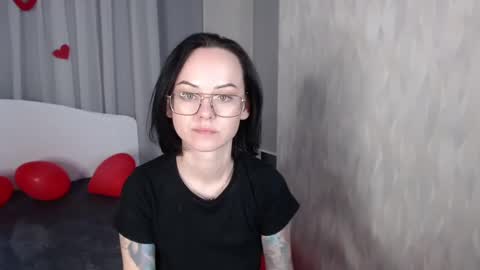 Snapshot of mirasky chatting on 19, 2, 2025 Mira online show from 19, 2, 2025