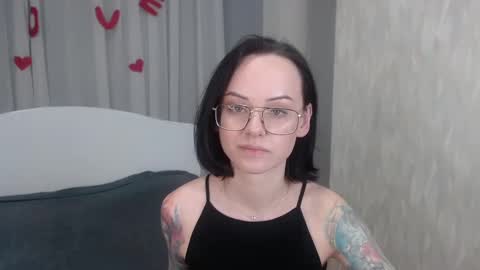 Snapshot of mirasky chatting on 21, 2, 2025 Mira online show from 21, 2, 2025