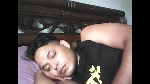 Snapshot of mirenito_ chatting on 2, 4, 2026 mirenito_ online show from 2, 4, 2026