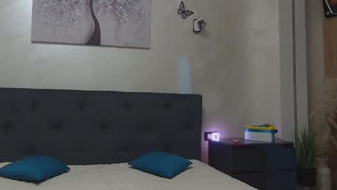 Snapshot of miriam04 chatting on 3, 1, 2025 miriam04 online show from 3, 1, 2025