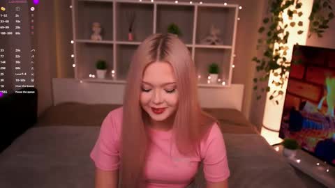 Snapshot of mirianscorgie chatting on 6, 11, 2025 Elsa online show from 6, 11, 2025