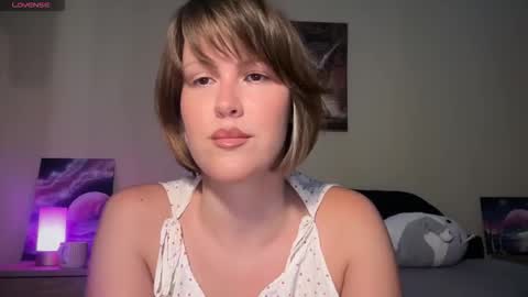 Snapshot of mirrorofsoul chatting on 22, 2, 2026 Shelley online show from 22, 2, 2026