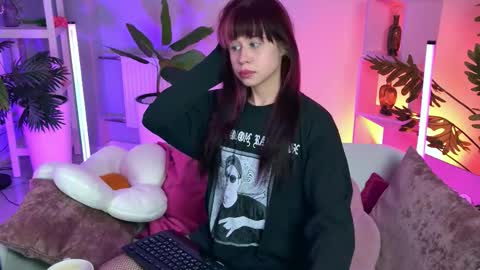 Snapshot of misapage chatting on 6, 10, 2025 Misa online show from 6, 10, 2025