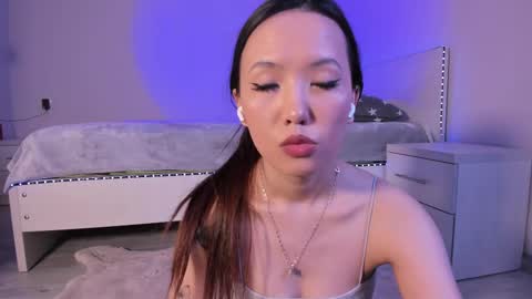 Snapshot of mishel_bless chatting on 12, 3, 2025 Mishel online show from 12, 3, 2025