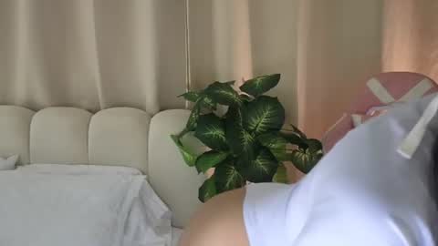 Snapshot of mishelle___7 chatting on 5, 7, 2026 Shell online show from 5, 7, 2026