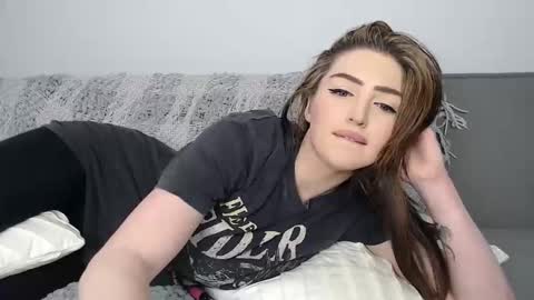 Elora online show from 29, 9, 2025